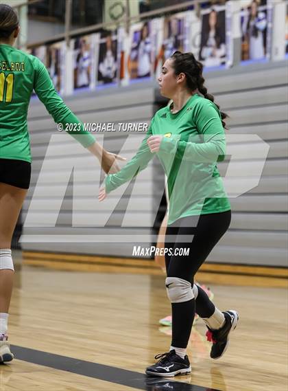 Thumbnail 2 in Lakeland vs Canyon Ridge (IHSAA 4A First Round) photogallery.
