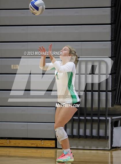 Thumbnail 3 in Lakeland vs Canyon Ridge (IHSAA 4A First Round) photogallery.