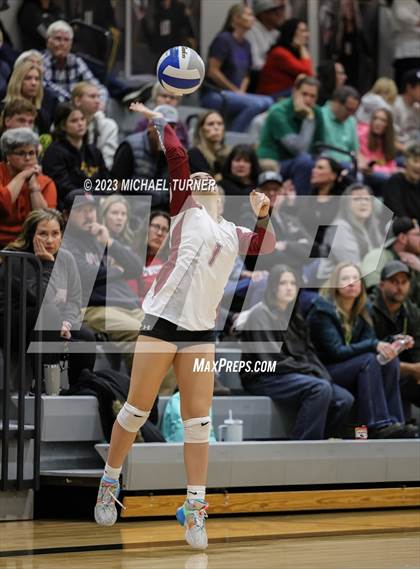 Thumbnail 1 in Lakeland vs Canyon Ridge (IHSAA 4A First Round) photogallery.