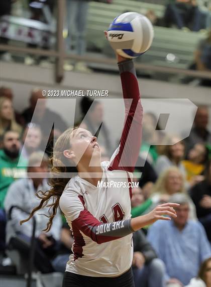 Thumbnail 1 in Lakeland vs Canyon Ridge (IHSAA 4A First Round) photogallery.