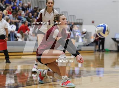 Thumbnail 2 in Lakeland vs Canyon Ridge (IHSAA 4A First Round) photogallery.