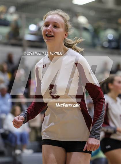 Thumbnail 3 in Lakeland vs Canyon Ridge (IHSAA 4A First Round) photogallery.