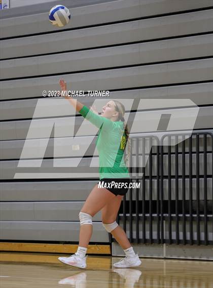 Thumbnail 2 in Lakeland vs Canyon Ridge (IHSAA 4A First Round) photogallery.