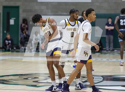 Thumbnail 3 in Huntington Prep vs Garfield Heights photogallery.