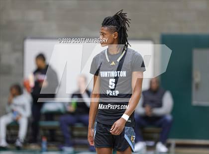 Thumbnail 1 in Huntington Prep vs Garfield Heights photogallery.