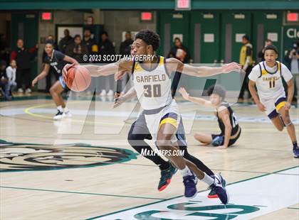 Thumbnail 3 in Huntington Prep vs Garfield Heights photogallery.
