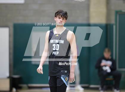Thumbnail 2 in Huntington Prep vs Garfield Heights photogallery.