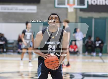 Thumbnail 3 in Huntington Prep vs Garfield Heights photogallery.