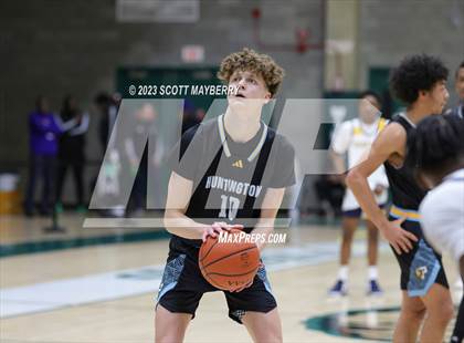 Thumbnail 1 in Huntington Prep vs Garfield Heights photogallery.