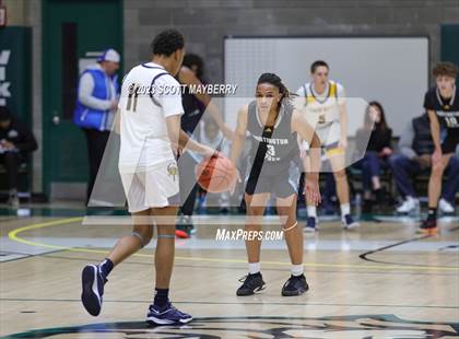 Thumbnail 2 in Huntington Prep vs Garfield Heights photogallery.