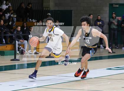 Thumbnail 2 in Huntington Prep vs Garfield Heights photogallery.