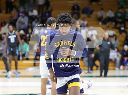 Thumbnail 1 in Huntington Prep vs Garfield Heights photogallery.
