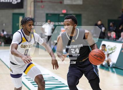 Thumbnail 1 in Huntington Prep vs Garfield Heights photogallery.