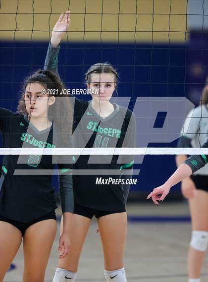 Thumbnail 1 in St. Joseph vs. Buchanan (CIF-CS D3 Final) photogallery.