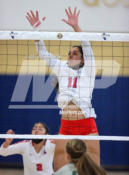Thumbnail 2 in St. Joseph vs. Buchanan (CIF-CS D3 Final) photogallery.