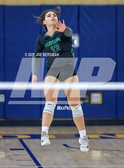 Thumbnail 2 in St. Joseph vs. Buchanan (CIF-CS D3 Final) photogallery.