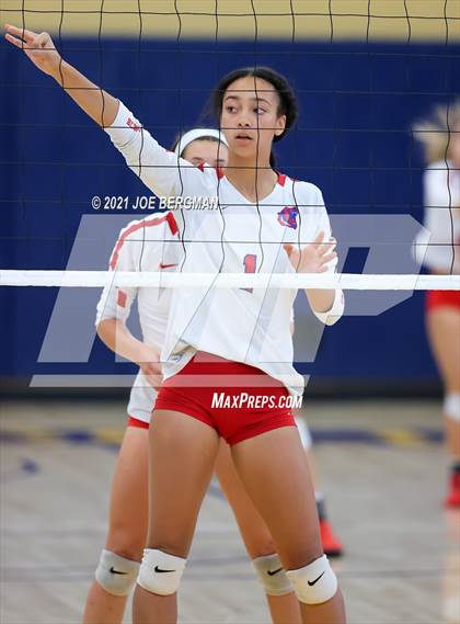 Thumbnail 1 in St. Joseph vs. Buchanan (CIF-CS D3 Final) photogallery.