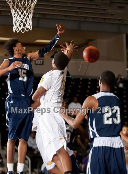 Thumbnail 2 in Triple A Academy vs. Ranchview (DJH5 Holiday Showcase) photogallery.