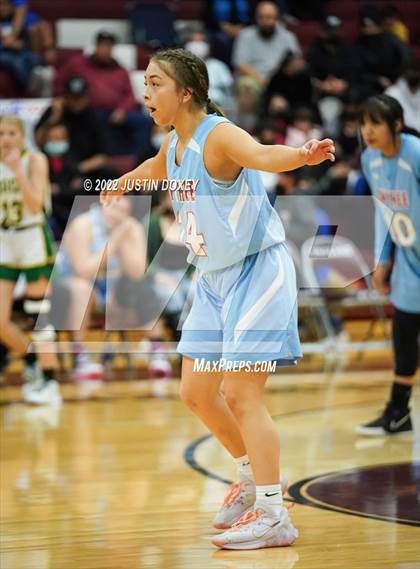 Thumbnail 2 in Eureka vs. Owyhee (NIAA 1A East Girls Semifinals) photogallery.