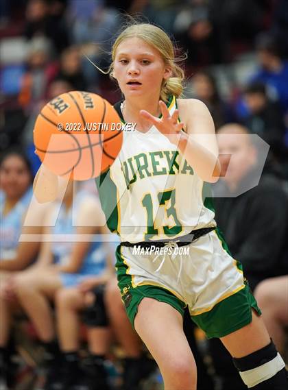 Thumbnail 1 in Eureka vs. Owyhee (NIAA 1A East Girls Semifinals) photogallery.