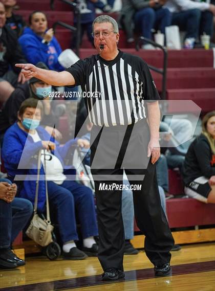 Thumbnail 2 in Eureka vs. Owyhee (NIAA 1A East Girls Semifinals) photogallery.