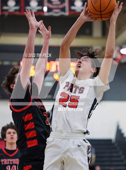 Thumbnail 3 in Beckman vs. San Clemente photogallery.