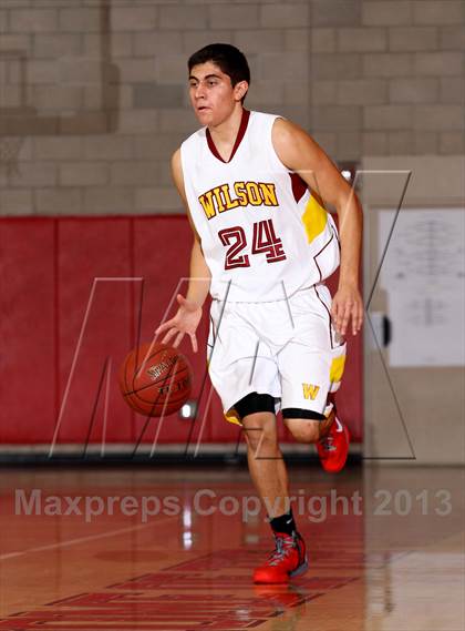 Thumbnail 3 in Wilson vs. Warren (Whittier Holiday Invitational) photogallery.