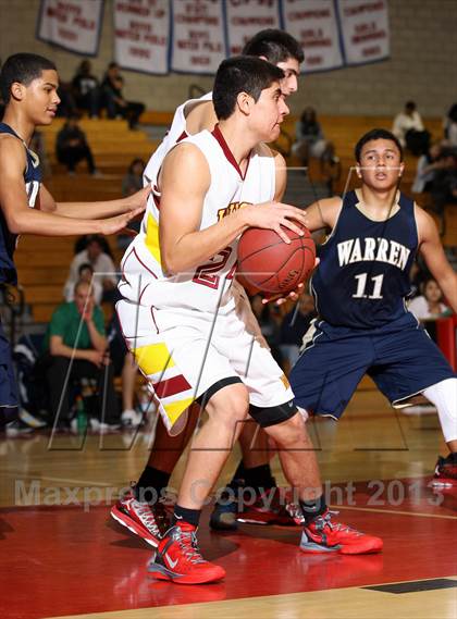Thumbnail 3 in Wilson vs. Warren (Whittier Holiday Invitational) photogallery.