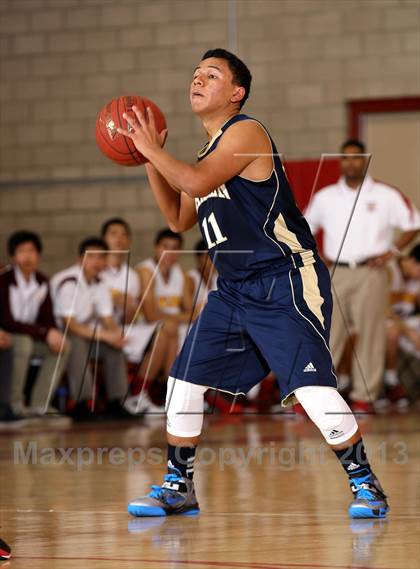 Thumbnail 3 in Wilson vs. Warren (Whittier Holiday Invitational) photogallery.