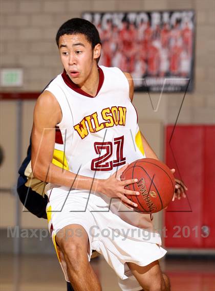 Thumbnail 1 in Wilson vs. Warren (Whittier Holiday Invitational) photogallery.