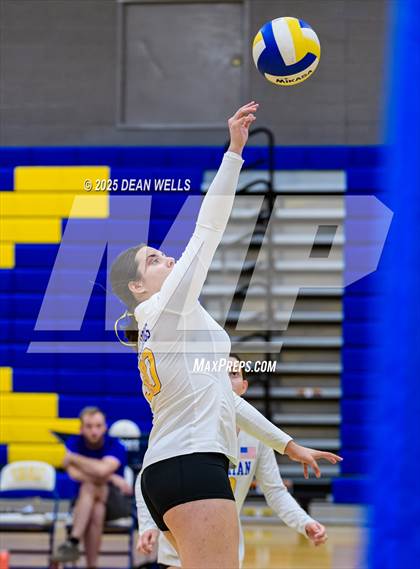 Thumbnail 3 in JV: River Valley @ Kingman photogallery.