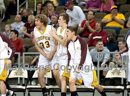 Thumbnail 1 in Dixie Heights vs. Cooper (Regional Playoff) photogallery.