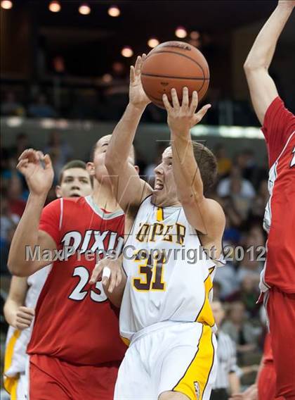 Thumbnail 2 in Dixie Heights vs. Cooper (Regional Playoff) photogallery.