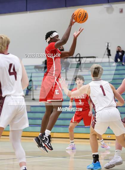Thumbnail 1 in East vs. Morgan (Eagle Holiday Shootout) photogallery.