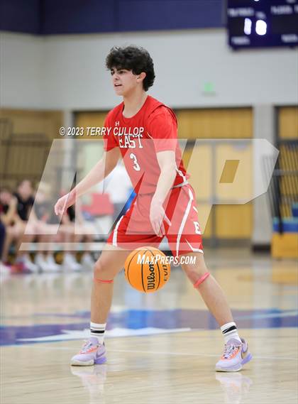 Thumbnail 1 in East vs. Morgan (Eagle Holiday Shootout) photogallery.