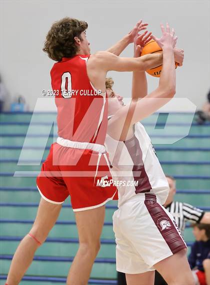 Thumbnail 3 in East vs. Morgan (Eagle Holiday Shootout) photogallery.