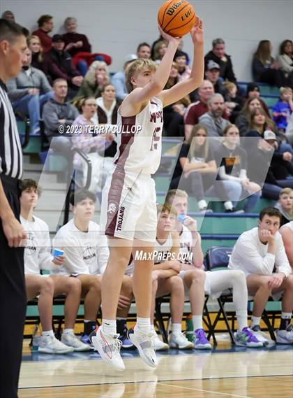 Thumbnail 3 in East vs. Morgan (Eagle Holiday Shootout) photogallery.