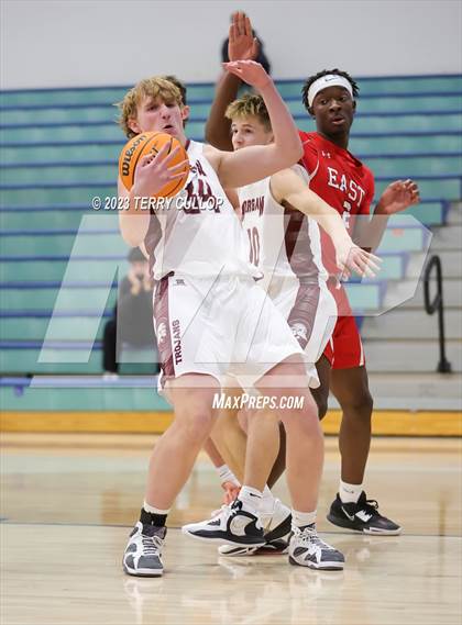 Thumbnail 2 in East vs. Morgan (Eagle Holiday Shootout) photogallery.