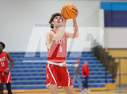 Thumbnail 3 in East vs. Morgan (Eagle Holiday Shootout) photogallery.