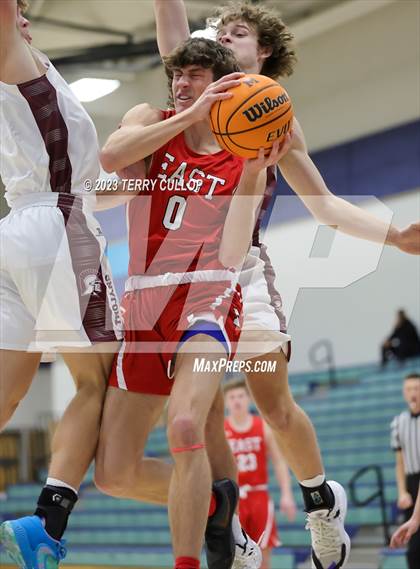 Thumbnail 2 in East vs. Morgan (Eagle Holiday Shootout) photogallery.
