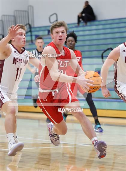 Thumbnail 2 in East vs. Morgan (Eagle Holiday Shootout) photogallery.