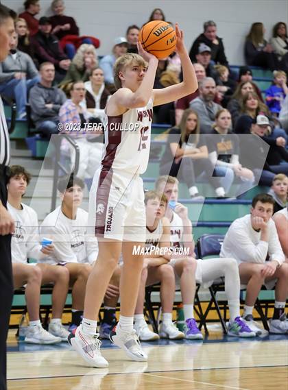 Thumbnail 2 in East vs. Morgan (Eagle Holiday Shootout) photogallery.