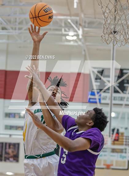 Thumbnail 1 in Chapel Hill vs Griffin (Thanksgiving Basketball Showcase) photogallery.