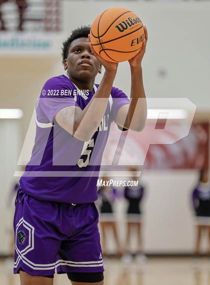 Thumbnail 1 in Chapel Hill vs Griffin (Thanksgiving Basketball Showcase) photogallery.