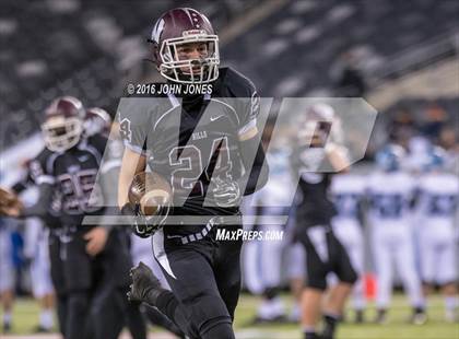Thumbnail 2 in Wayne Valley vs. Wayne Hills (NJSIAA N1 Group 4 Final) photogallery.