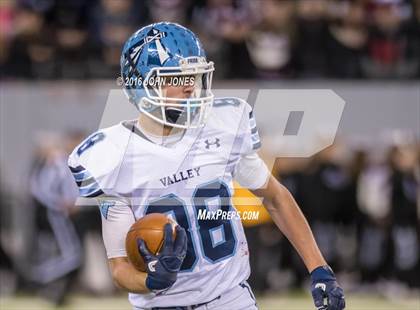 Thumbnail 2 in Wayne Valley vs. Wayne Hills (NJSIAA N1 Group 4 Final) photogallery.