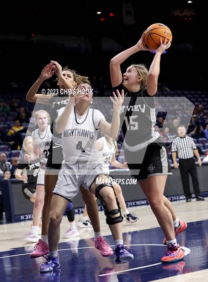 Thumbnail 1 in Mountain View v Ironwood Ridge (MLK Basketball Classic) photogallery.