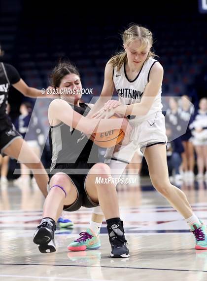 Thumbnail 3 in Mountain View v Ironwood Ridge (MLK Basketball Classic) photogallery.