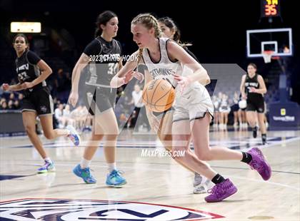 Thumbnail 1 in Mountain View v Ironwood Ridge (MLK Basketball Classic) photogallery.