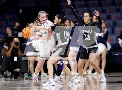 Thumbnail 1 in Mountain View v Ironwood Ridge (MLK Basketball Classic) photogallery.